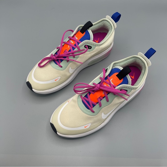 Nike Women's Air Max DIA Fossil Running Shoes CI3898-200/Size 6.5\### - Picture 4 of 15